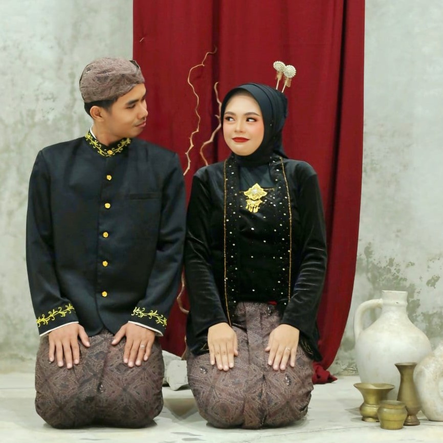 Fauzi dan Nindita